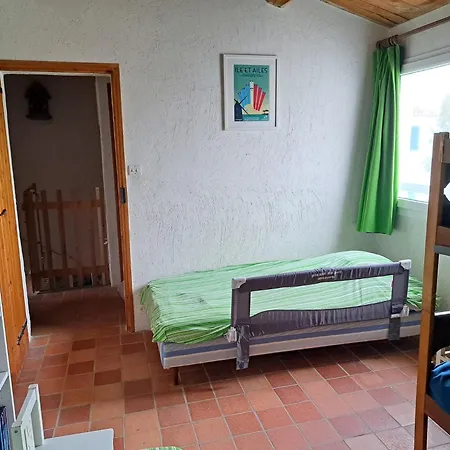 Maison A La Gueriniere, 200m Plage, 6-8 Pers - Fr-1-823-53