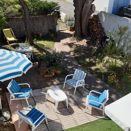 Maison A La Gueriniere, 200m Plage, 6-8 Pers - Fr-1-823-53 La Gueriniere